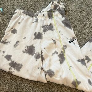 Nike joggers